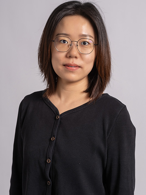 Portrait photograph of staff memeber, Yuanxi Li